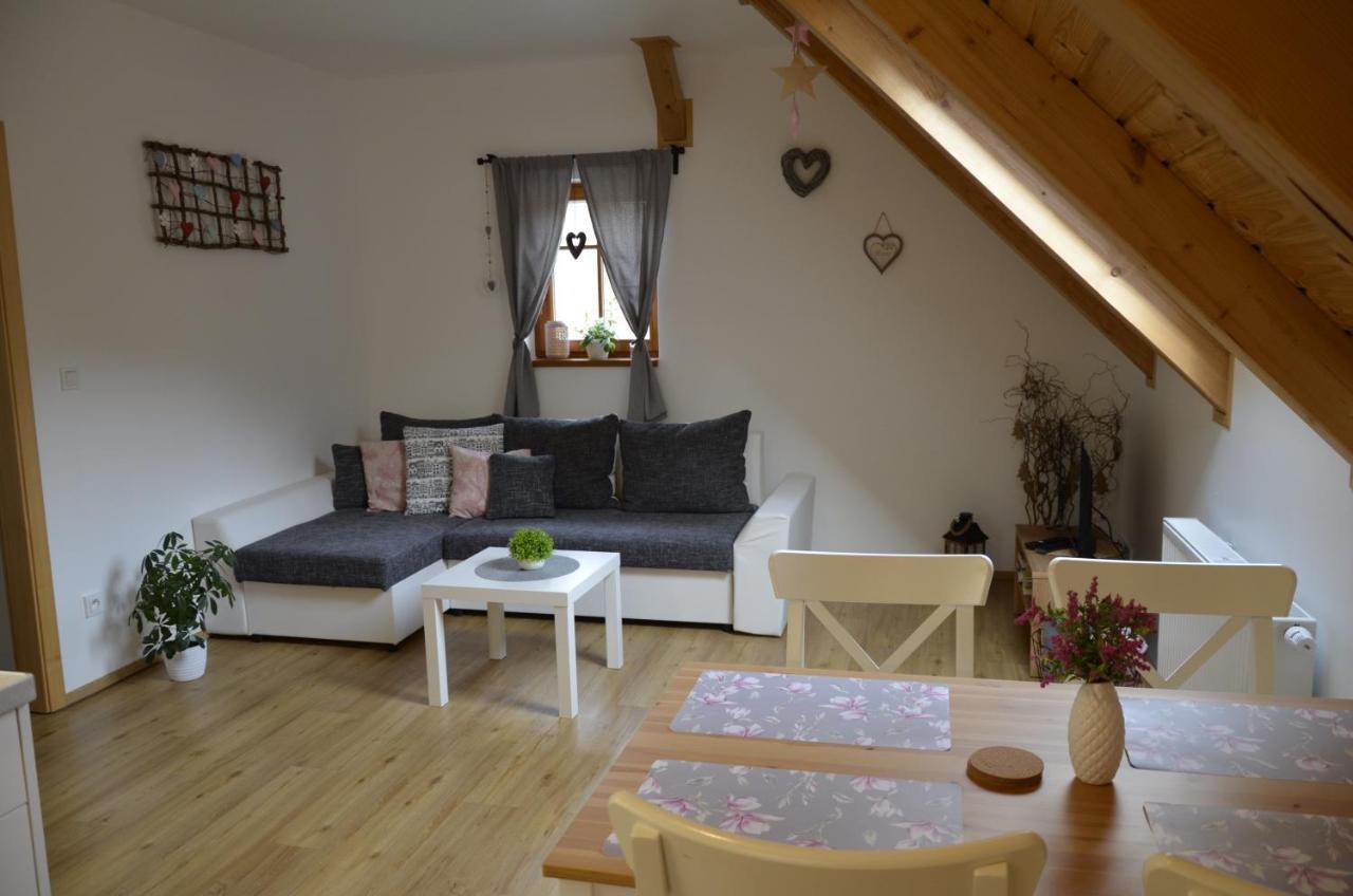 Apartmany U Vlcich Jam Petrowitz Dış mekan fotoğraf