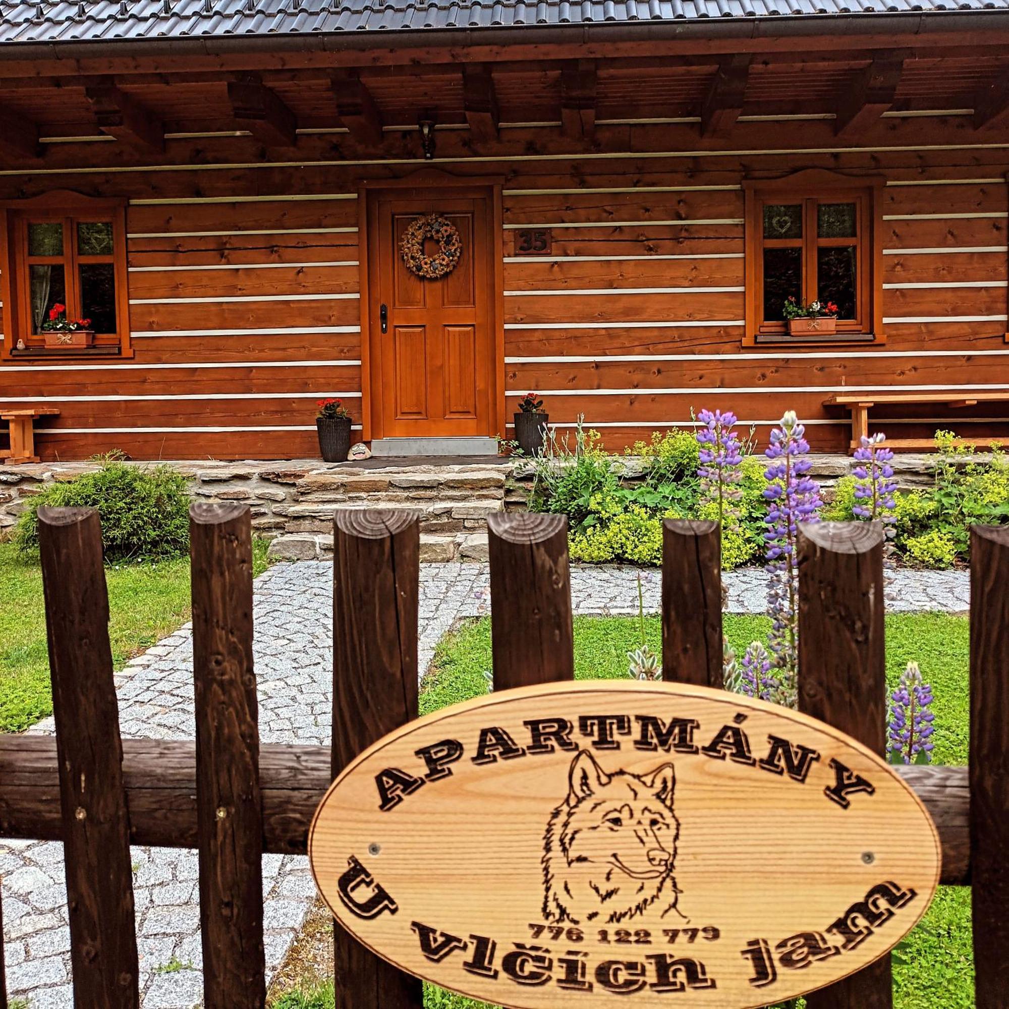 Apartmany U Vlcich Jam Petrowitz Dış mekan fotoğraf